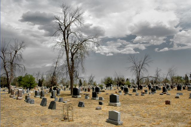 Riverside Cemetery